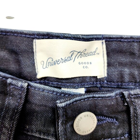 High-Rise Bermuda Denim Shorts Universal Thread Slim Leg Smooths  Size 0/25 - Picture 9 of 11